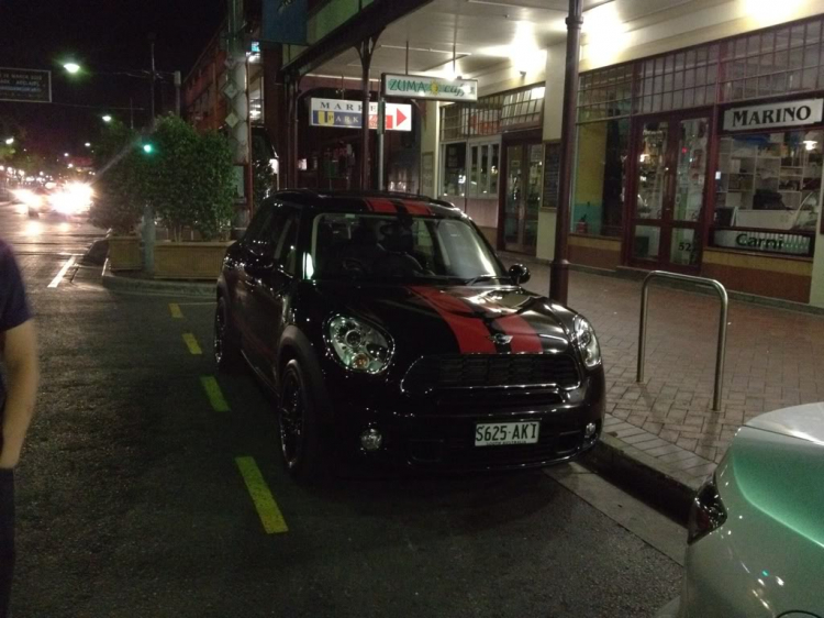 Mini cooper S vs Lexus IS250 Mini cooper S vs Lexus IS250