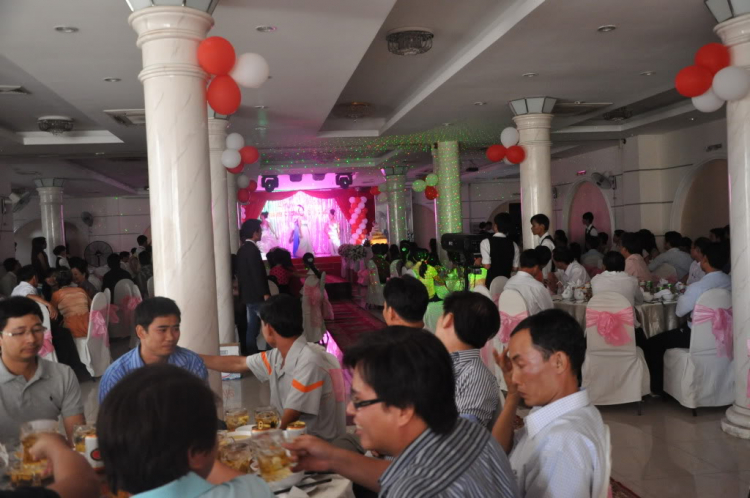 Mời các bác tới dự buổi chia tay đời độc thân của em Mời các bác tới dự buổi chia tay đời độc thân của em