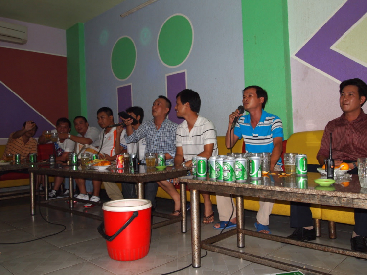 Phái đoàn MAFC tham dự đám cưới Đại Gia Đồng Xoài.( Hình nóng từ trang 8 ) Phái đoàn MAFC tham dự đám cưới Đại Gia Đồng Xoài.( Hình nóng từ trang 8 )