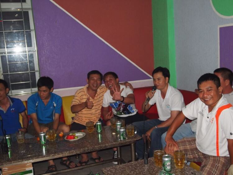 Phái đoàn MAFC tham dự đám cưới Đại Gia Đồng Xoài.( Hình nóng từ trang 8 ) Phái đoàn MAFC tham dự đám cưới Đại Gia Đồng Xoài.( Hình nóng từ trang 8 )
