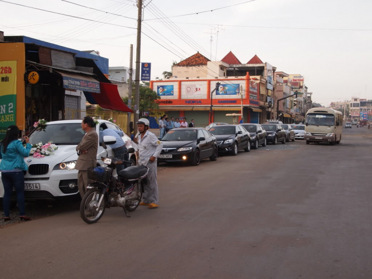 Phái đoàn MAFC tham dự đám cưới Đại Gia Đồng Xoài.( Hình nóng từ trang 8 )