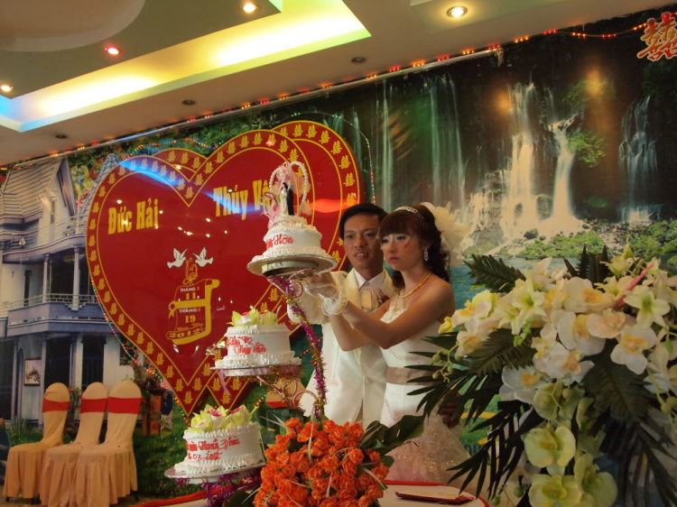 Phái đoàn MAFC tham dự đám cưới Đại Gia Đồng Xoài.( Hình nóng từ trang 8 ) Phái đoàn MAFC tham dự đám cưới Đại Gia Đồng Xoài.( Hình nóng từ trang 8 )