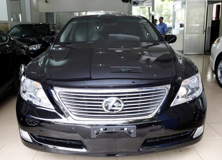 Lexus LS430, LS460/L,  LS600h/L - Im Lặng Là Vàng