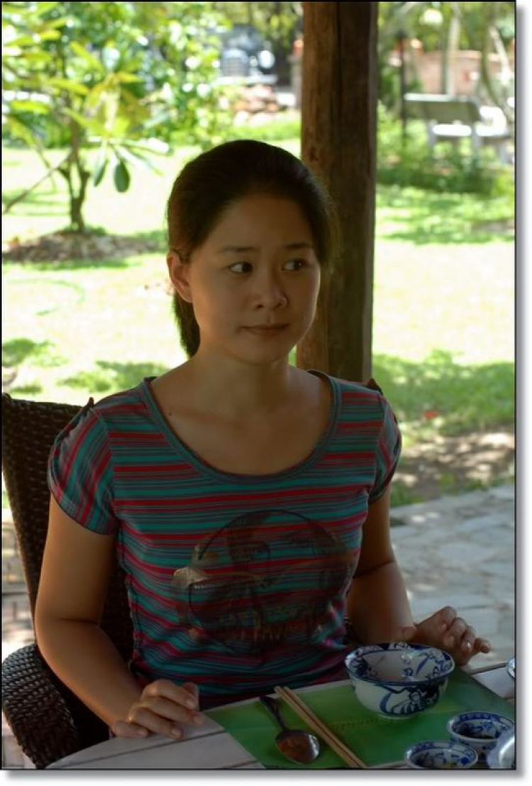 Những già gân trên đường thiên lý Những già gân trên đường thiên lý
