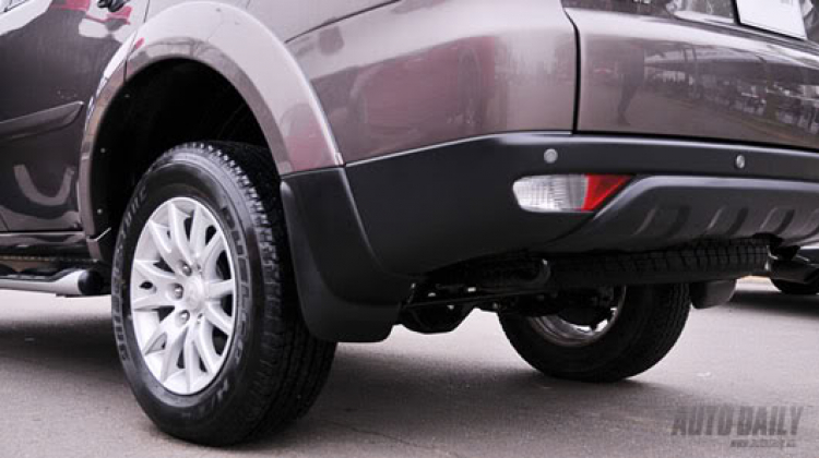 Pajero Sport G 2WD vs Fortuner V 2WD – Chất lượng vs Thương hiệu Pajero Sport G 2WD vs Fortuner V 2WD – Chất lượng vs Thương hiệu
