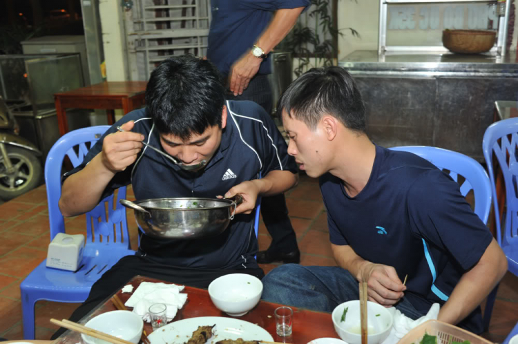 Hình ảnh giao lưu tennis HNC (OF) & SFC (OS) 21/03 Hình ảnh giao lưu tennis HNC (OF) & SFC (OS) 21/03
