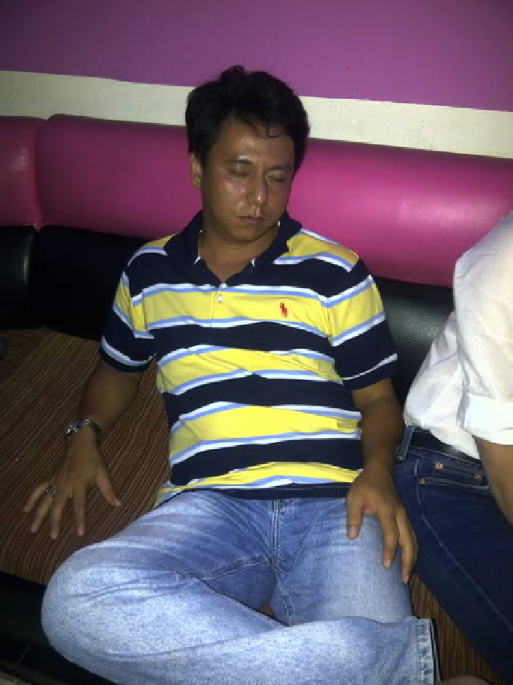 Hội "Thi Ca Bo Ke"