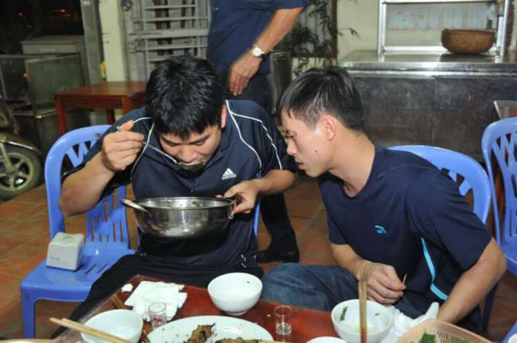 Hình ảnh giao lưu tennis HNC (OF) & SFC (OS) 21/03 Hình ảnh giao lưu tennis HNC (OF) & SFC (OS) 21/03