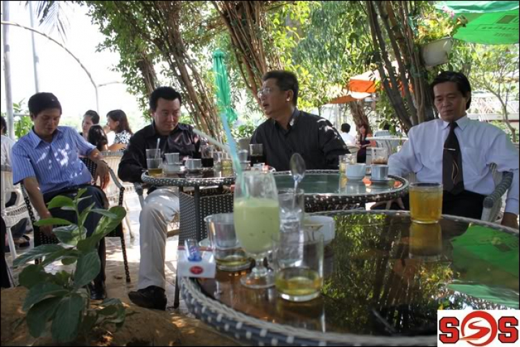 Hình ảnh nhóm S.O.S đến chung vui và chúc mừng bí số 98 Hình ảnh nhóm S.O.S đến chung vui và chúc mừng bí số 98