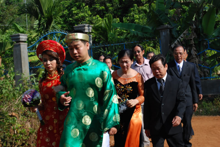 Hình ảnh nhóm S.O.S đến chung vui và chúc mừng bí số 98 Hình ảnh nhóm S.O.S đến chung vui và chúc mừng bí số 98