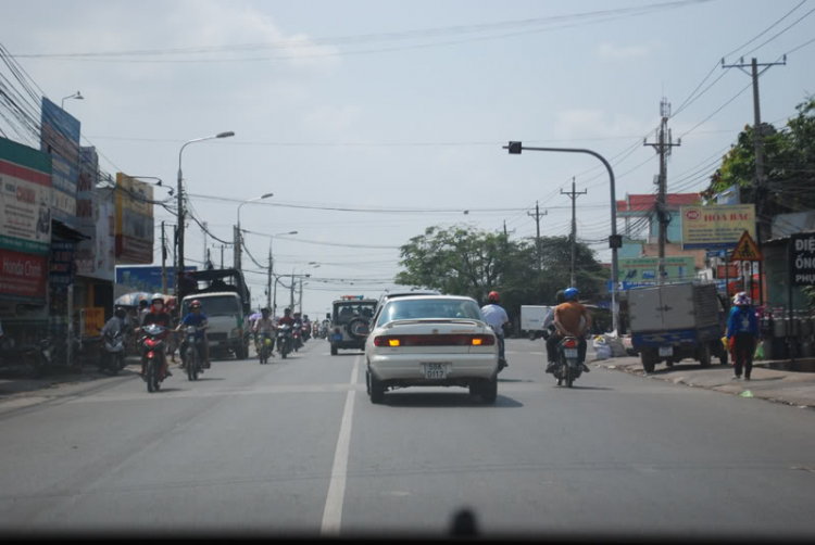 Hình ảnh nhóm S.O.S đến chung vui và chúc mừng bí số 98