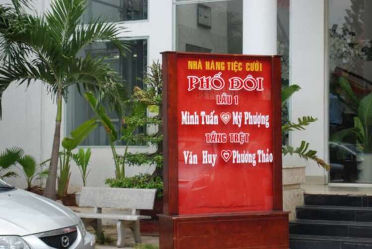 Chúc mừng thôi nôi con gái rượu của bác Tipha Chúc mừng thôi nôi con gái rượu của bác Tipha