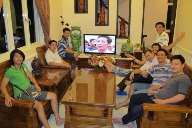 Hành trình FFC Canravan đón Bão số 1 tại Nha Trang Hành trình FFC Canravan đón Bão số 1 tại Nha Trang