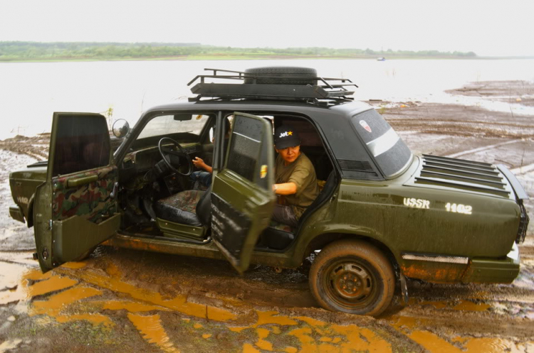 Lada Niva - Russian Range Rover (Phần 4)