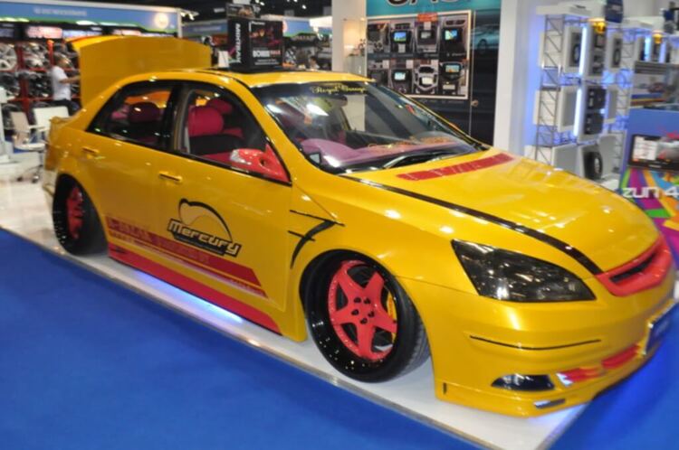 Ảnh đoàn OS tham quan Bangkok Motor Show 2012