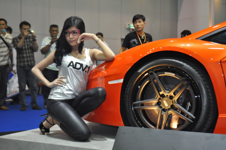 Ảnh đoàn OS tham quan Bangkok Motor Show 2012