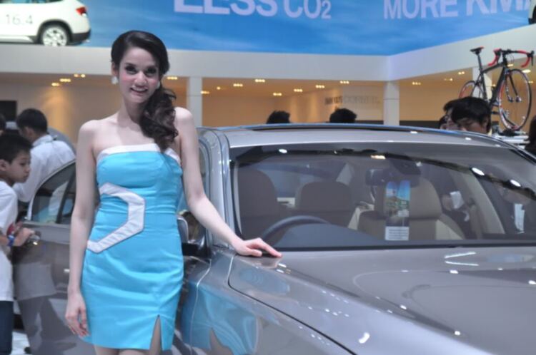 Ảnh đoàn OS tham quan Bangkok Motor Show 2012