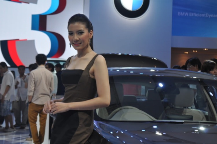 Ảnh đoàn OS tham quan Bangkok Motor Show 2012