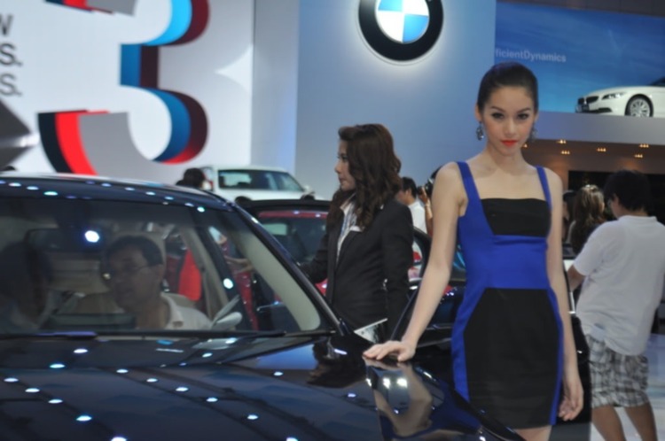 Ảnh đoàn OS tham quan Bangkok Motor Show 2012