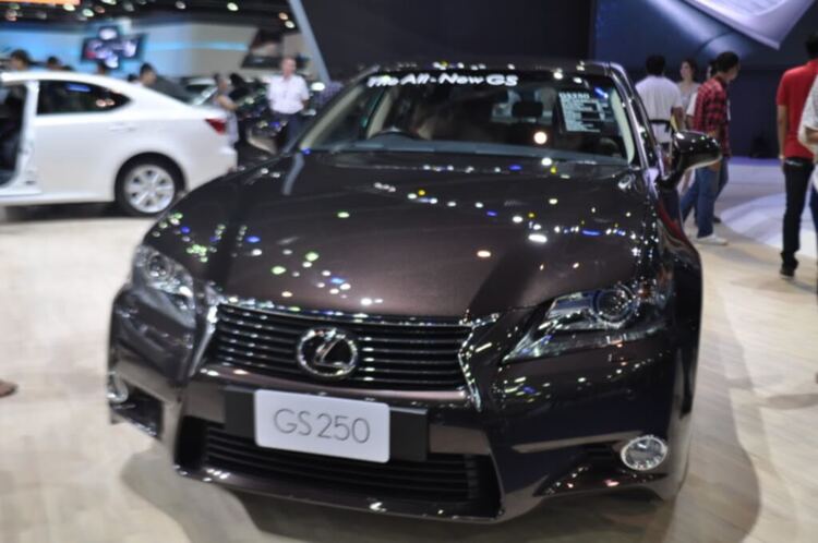 Ảnh đoàn OS tham quan Bangkok Motor Show 2012 Ảnh đoàn OS tham quan Bangkok Motor Show 2012