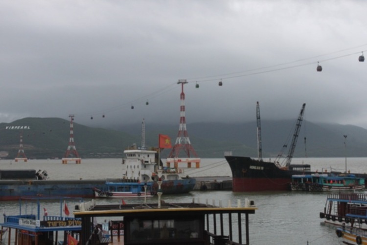 Hành trình FFC Canravan đón Bão số 1 tại Nha Trang Hành trình FFC Canravan đón Bão số 1 tại Nha Trang