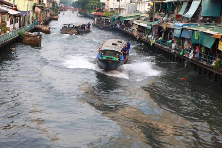 Ảnh đoàn OS tham quan Bangkok Motor Show 2012