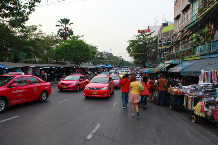 Ảnh đoàn OS tham quan Bangkok Motor Show 2012