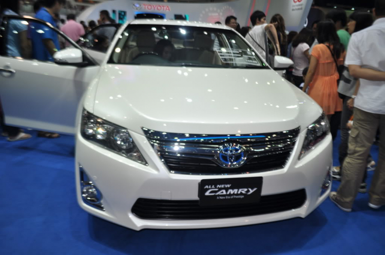 Ảnh đoàn OS tham quan Bangkok Motor Show 2012