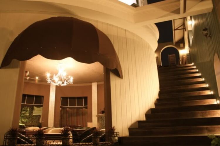 Chúc mừng bác Iconcoffee khai trương Icon Riverside Cafe tại Phan Thiết Chúc mừng bác Iconcoffee khai trương Icon Riverside Cafe tại Phan Thiết