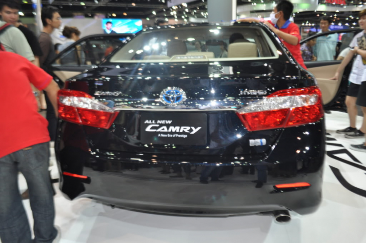 Ảnh đoàn OS tham quan Bangkok Motor Show 2012