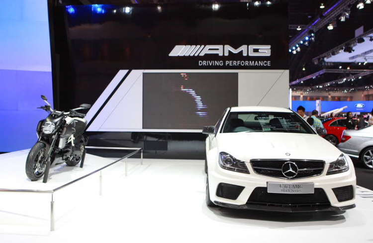 Mercedes benz motor show bangkok 2012 Mercedes benz motor show bangkok 2012