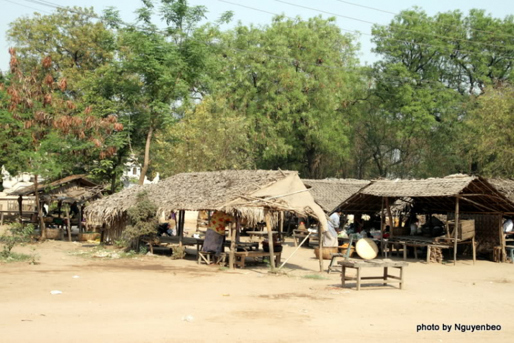 Chớp nhoáng Myanmar