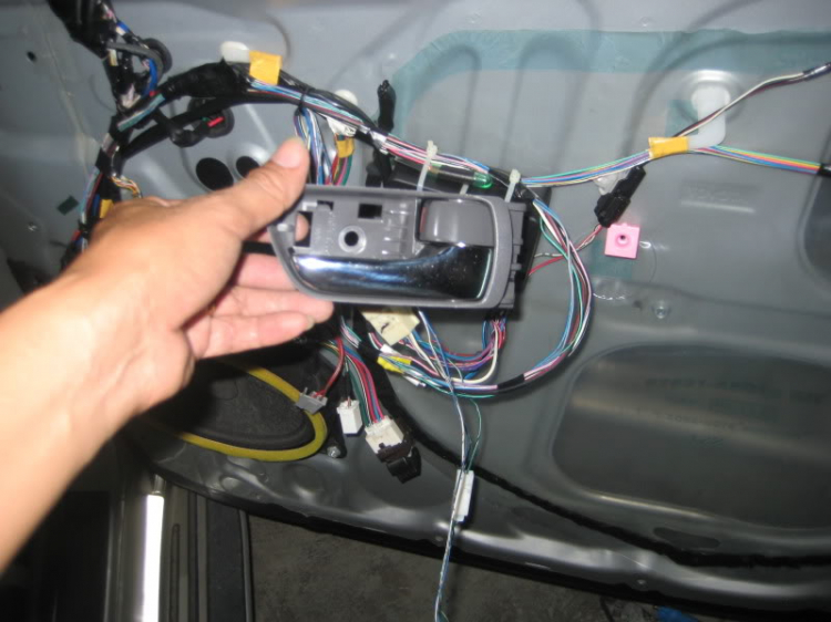 Tự hào là chiếc TOYOTA SIENNA LE duy nhất VN lắp và độ nhiều đồ chơi ! Tự hào là chiếc TOYOTA SIENNA LE duy nhất VN lắp và độ nhiều đồ chơi !