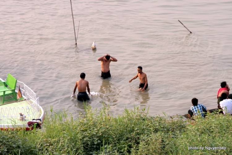 Chớp nhoáng Myanmar