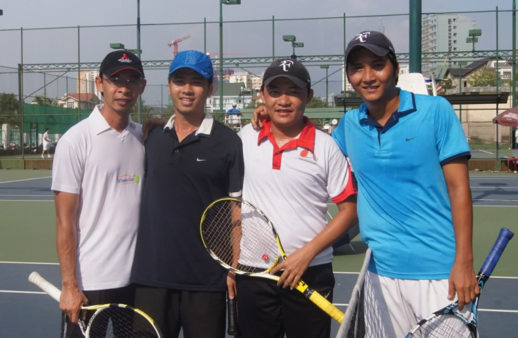 [Hình ảnh] Giải tennis "OTC 2012 - Ngày Trở Về" lần 15 mừng lễ 30/4