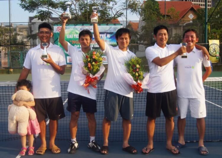 [Hình ảnh] Giải tennis "OTC 2012 - Ngày Trở Về" lần 15 mừng lễ 30/4