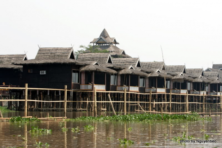 Chớp nhoáng Myanmar