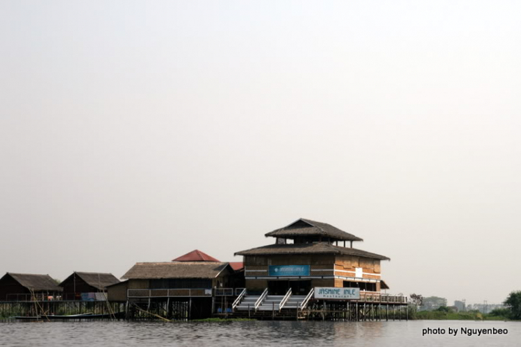 Chớp nhoáng Myanmar Chớp nhoáng Myanmar