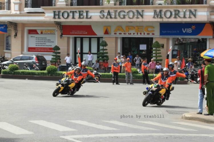 NGOINHAXANH và NHỮNG NGƯỜI BẠN NGOINHAXANH và NHỮNG NGƯỜI BẠN
