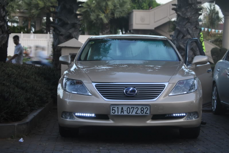 Lexus LS430, LS460/L,  LS600h/L - Im Lặng Là Vàng