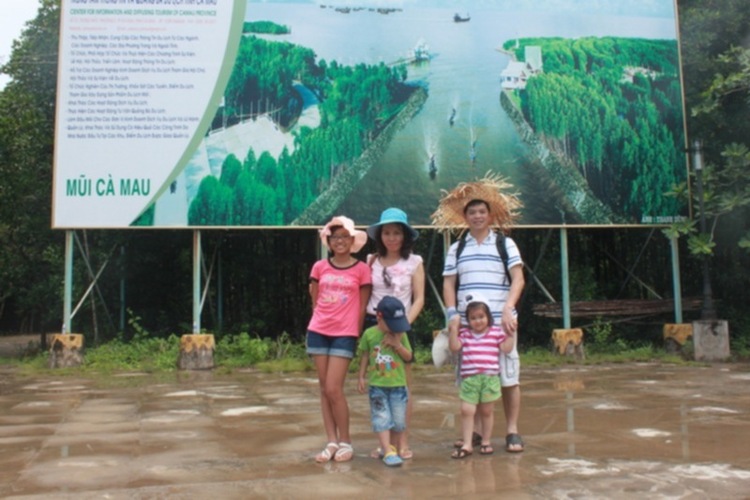 Hình ảnh chặng đường Thẳng Tiến Cà Mau 30.04-01.05.2012 Hình ảnh chặng đường Thẳng Tiến Cà Mau 30.04-01.05.2012