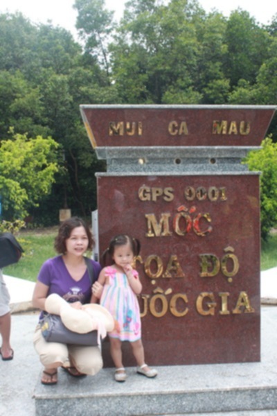 Hình ảnh chặng đường Thẳng Tiến Cà Mau 30.04-01.05.2012 Hình ảnh chặng đường Thẳng Tiến Cà Mau 30.04-01.05.2012