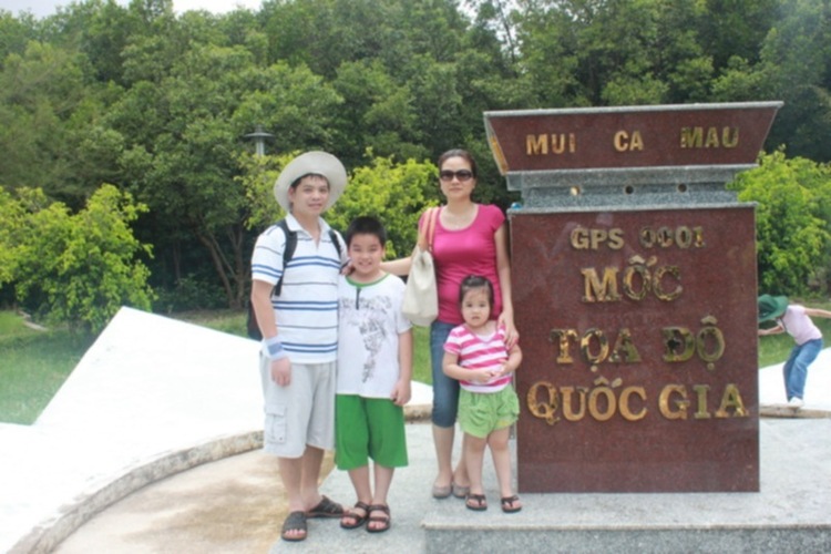 Hình ảnh chặng đường Thẳng Tiến Cà Mau 30.04-01.05.2012 Hình ảnh chặng đường Thẳng Tiến Cà Mau 30.04-01.05.2012