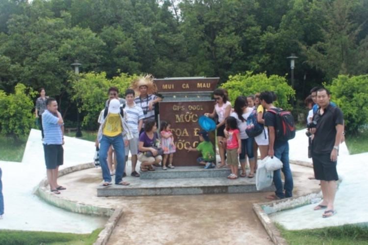Hình ảnh chặng đường Thẳng Tiến Cà Mau 30.04-01.05.2012