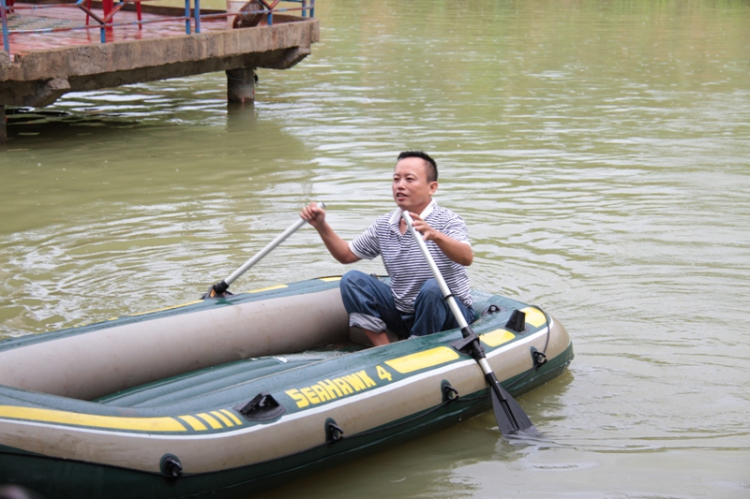 Ba mươi tháng tư đi tránh miền đất dữ - Gặp Fulro ở giữa cánh rừng thô! ... Hô hô hô!