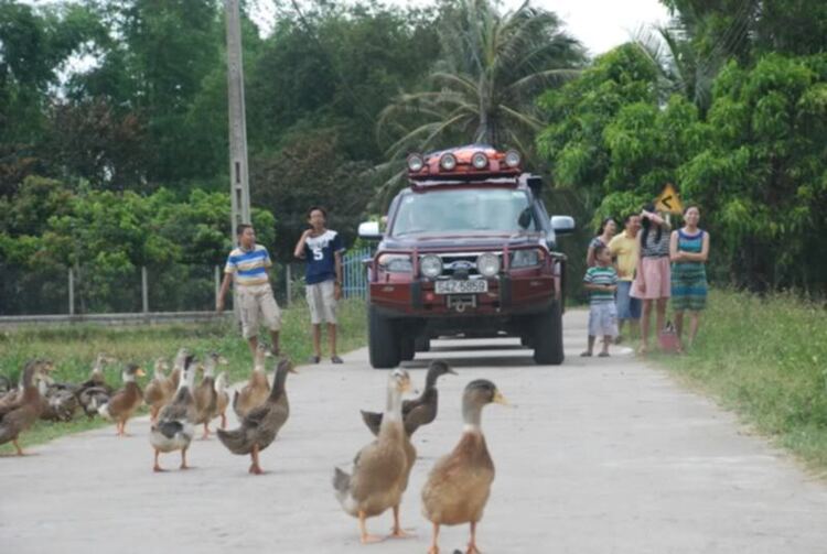 Tặng hội FORD chỗ ăn chơi hoang dã đẹp như thiên đường ngoài Phú Yên mà em mới tìm được.