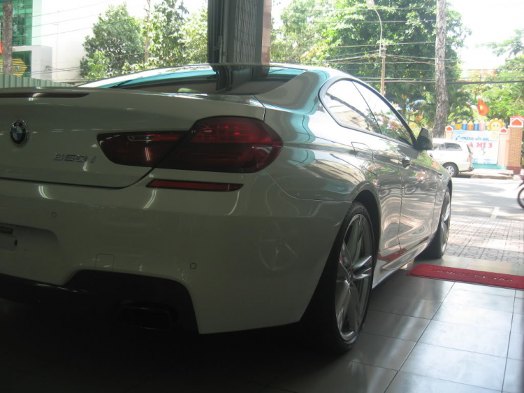 BMW 650i 2012 màu trắng đầu tiên tại VN