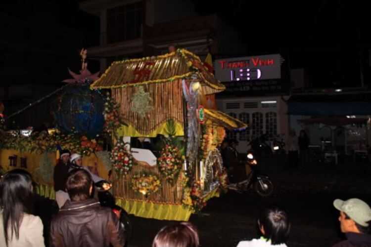 Matiz: chân ngắn trên đường dài! Festival Đà Lạt 2013.(p204)