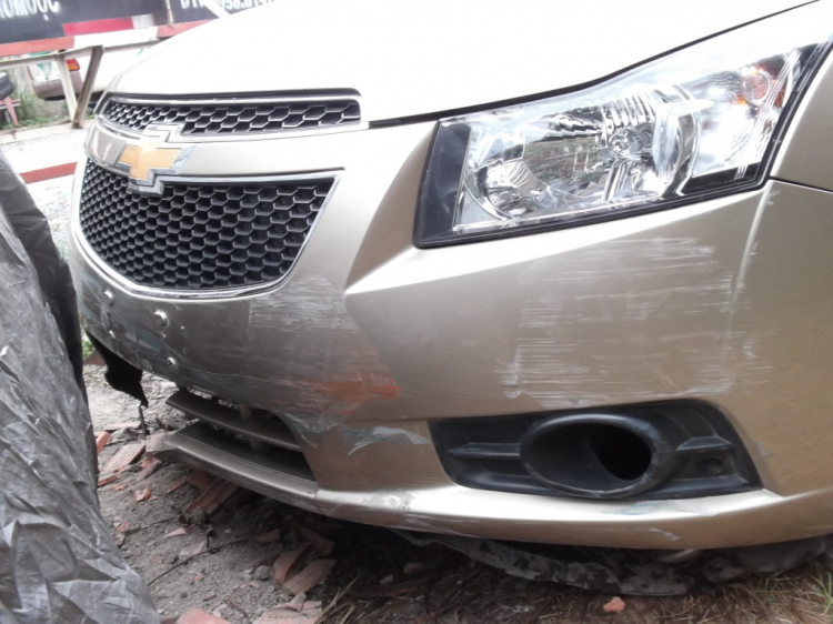 Theo các bác thì em Cruze 1.8 LTZ này bán lại khoảng bao nhiêu...?!?!