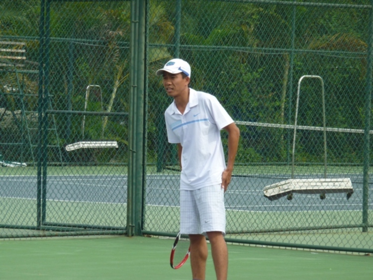 FFC - Giải tennis thu hẹp - Ngày trở lại